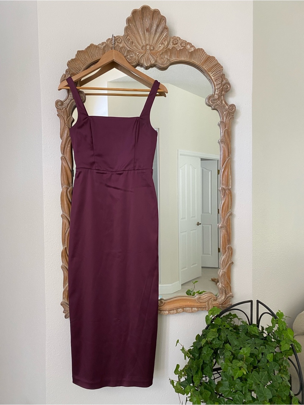 Abercrombie & Fitch Square-Neck Midi Dress in Plum